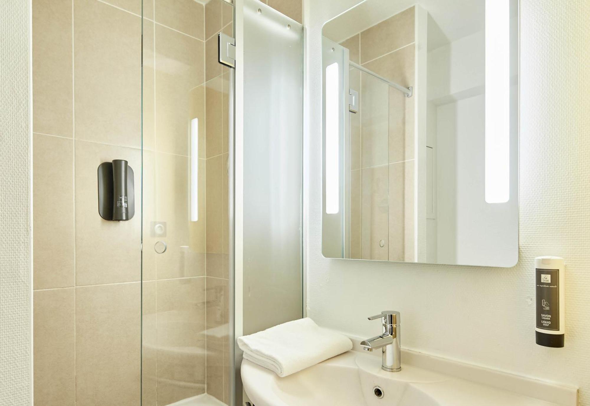 B&B Hotel Evry Lisses 2 Экстерьер фото